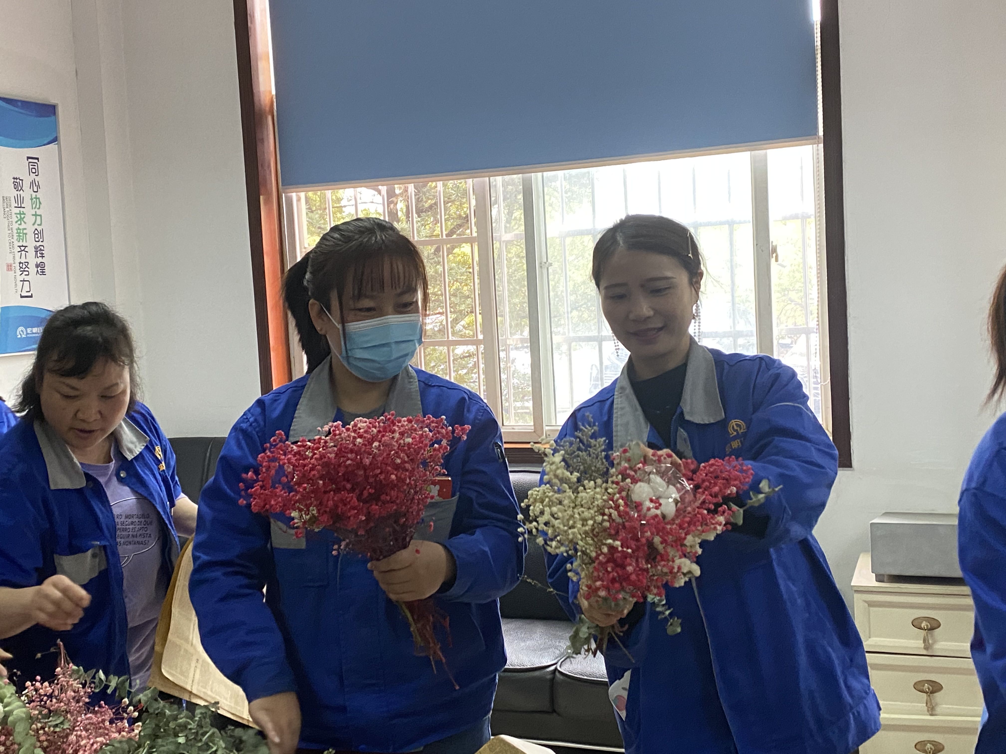 宝威（中国）一站式服务平台,宏明日望,株洲电子科技,湖南电容器,株洲电容器,电容器